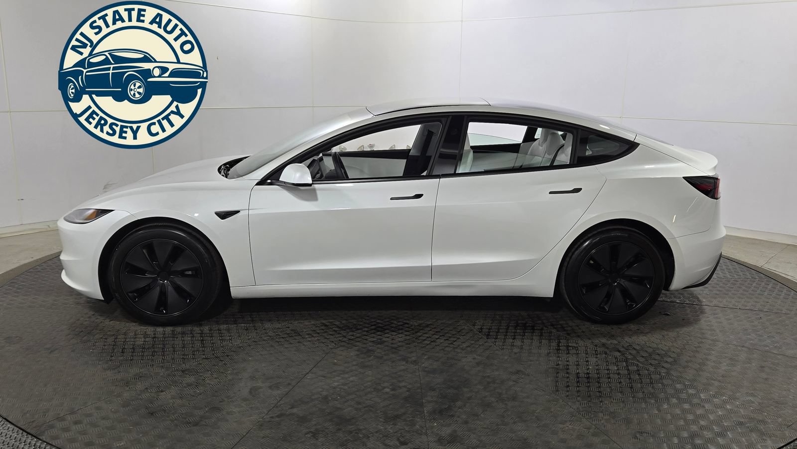 Used 2025 Tesla Model 3 Long Range RWD image 11