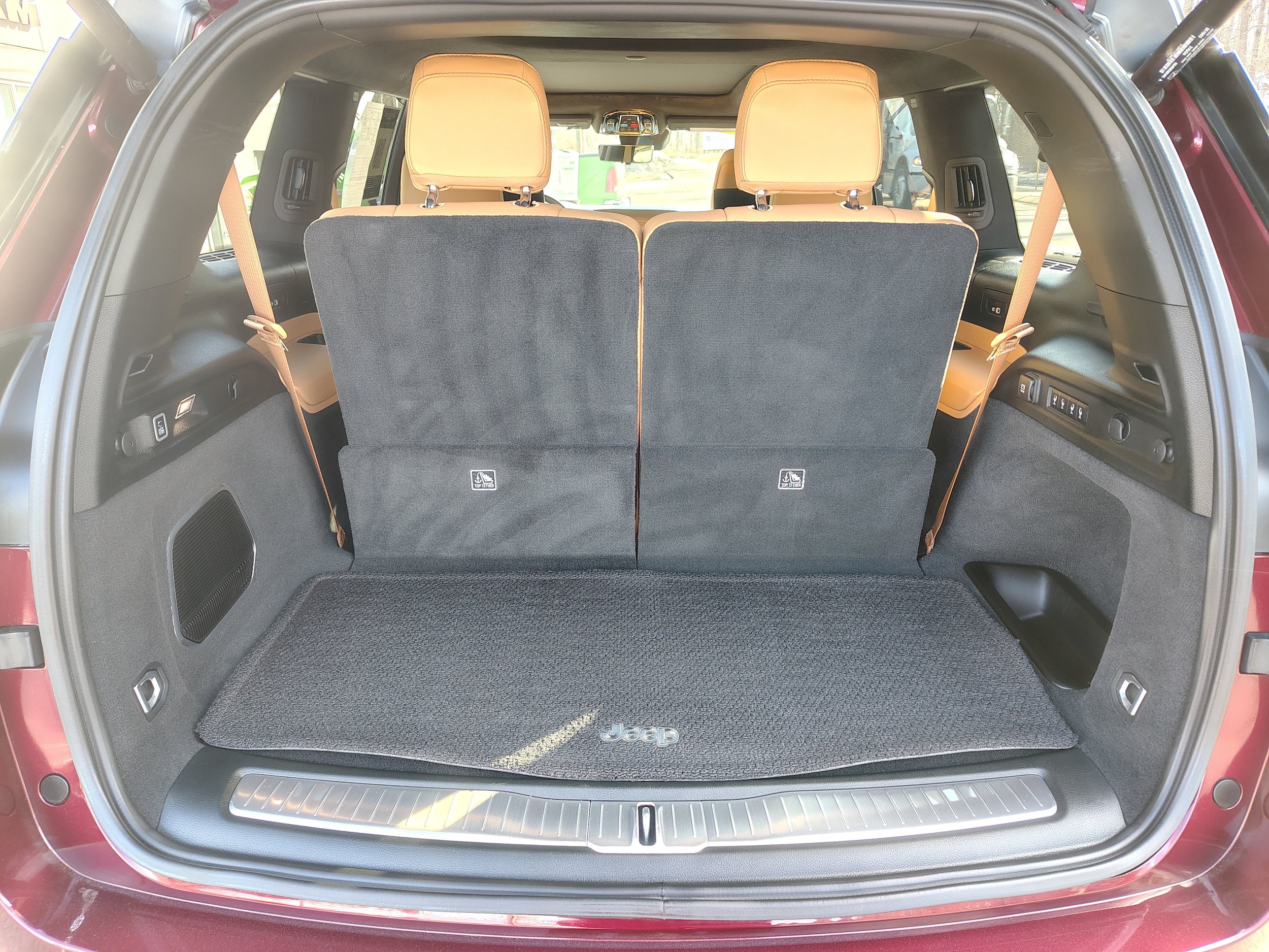 Certified 2025 Jeep Grand Cherokee L Summit AWD/4WD image 12