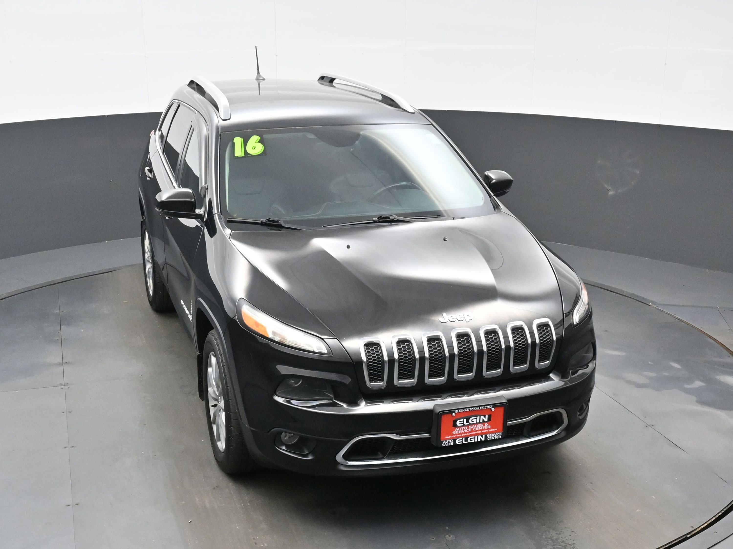 Used 2016 Jeep Cherokee Limited AWD/4WD image 37