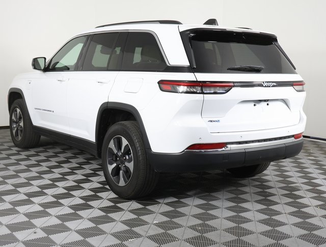 Used 2022 Jeep Grand Cherokee Limited 4xe image 5