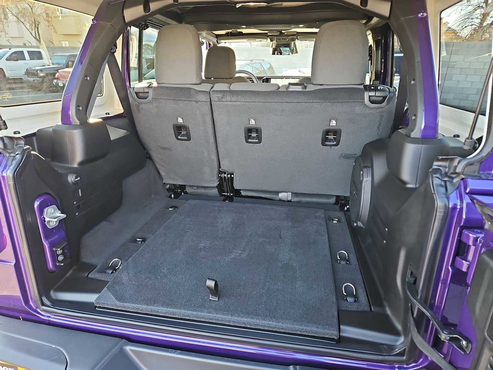 New 2026 Jeep Wrangler Unlimited Rubicon w/ Steel Bumper Group image 33