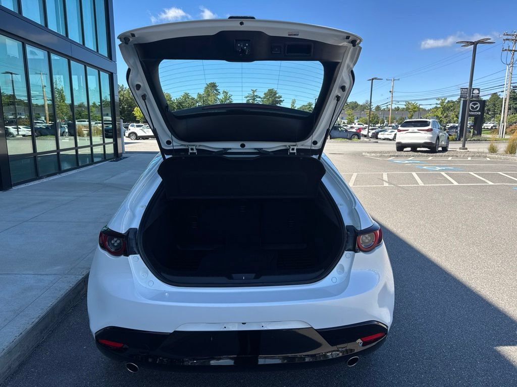 Used 2019 MAZDA MAZDA3 AWD Hatchback w/ Premium Pkg image 7