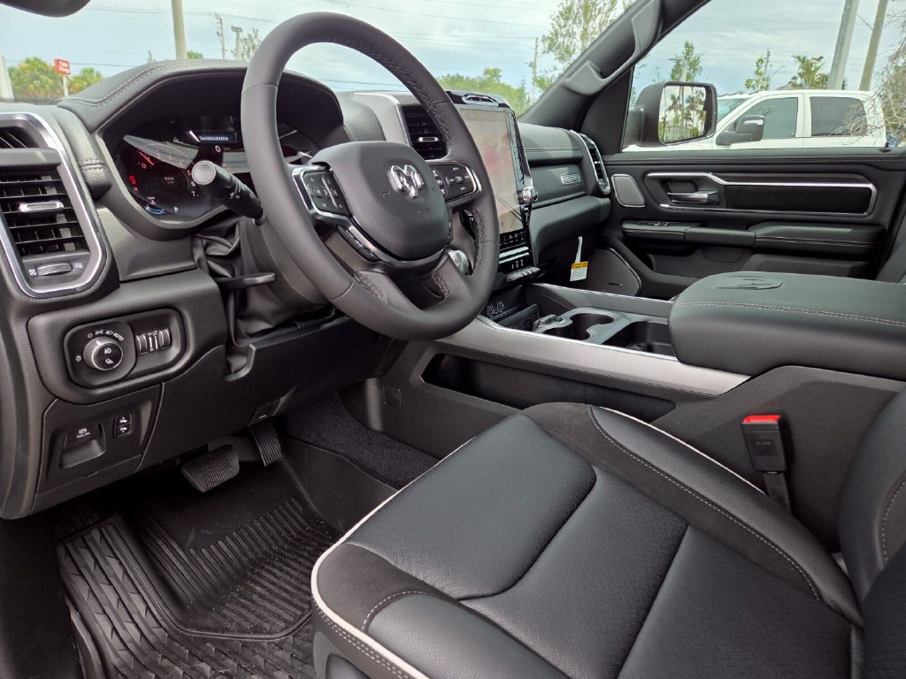New 2027 RAM 1500 Laramie w/ Night Edition RWD image 28