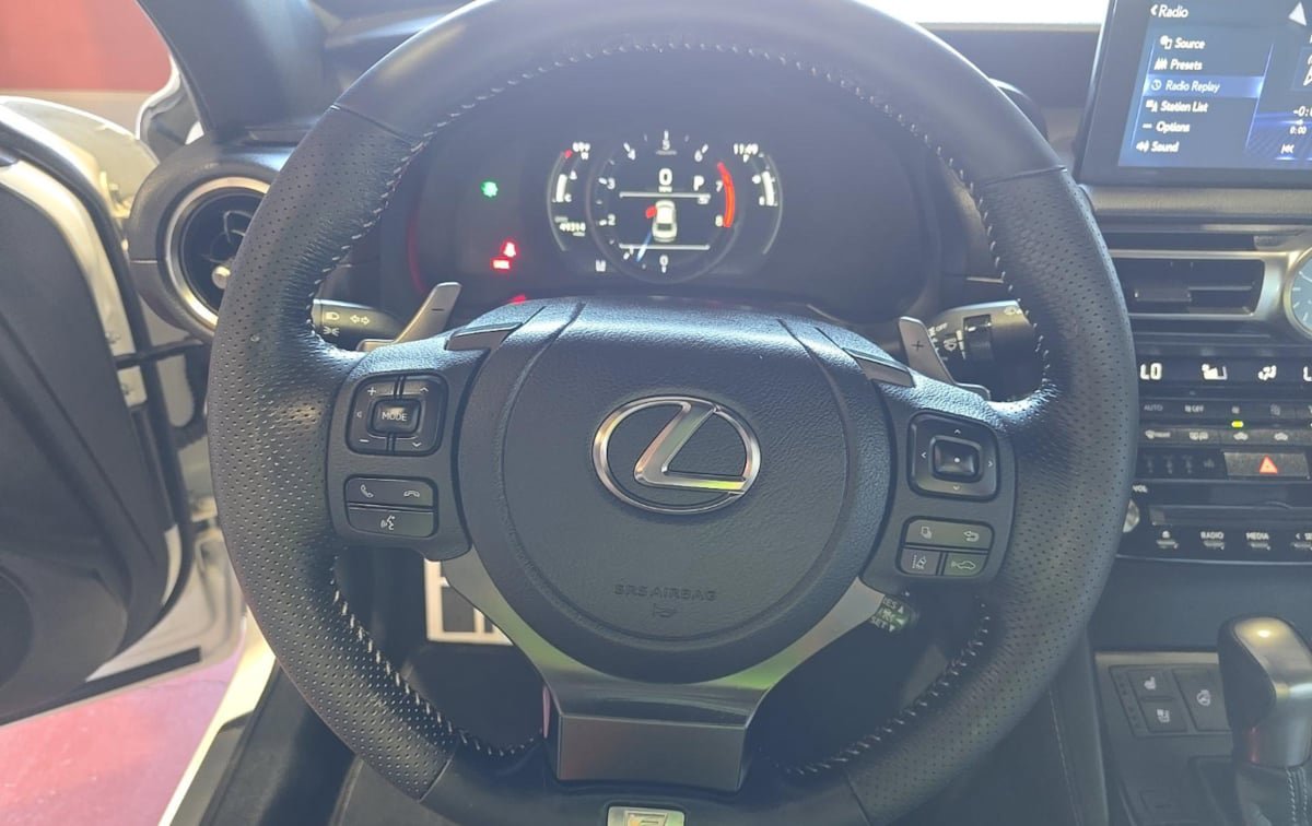 Used 2022 Lexus IS 350 F Sport w/ Navigation Package RWD image 7