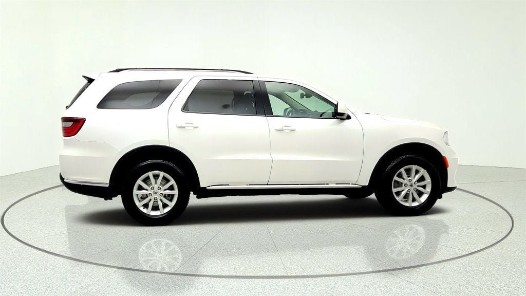 Used 2021 Dodge Durango SXT AWD/4WD image 4