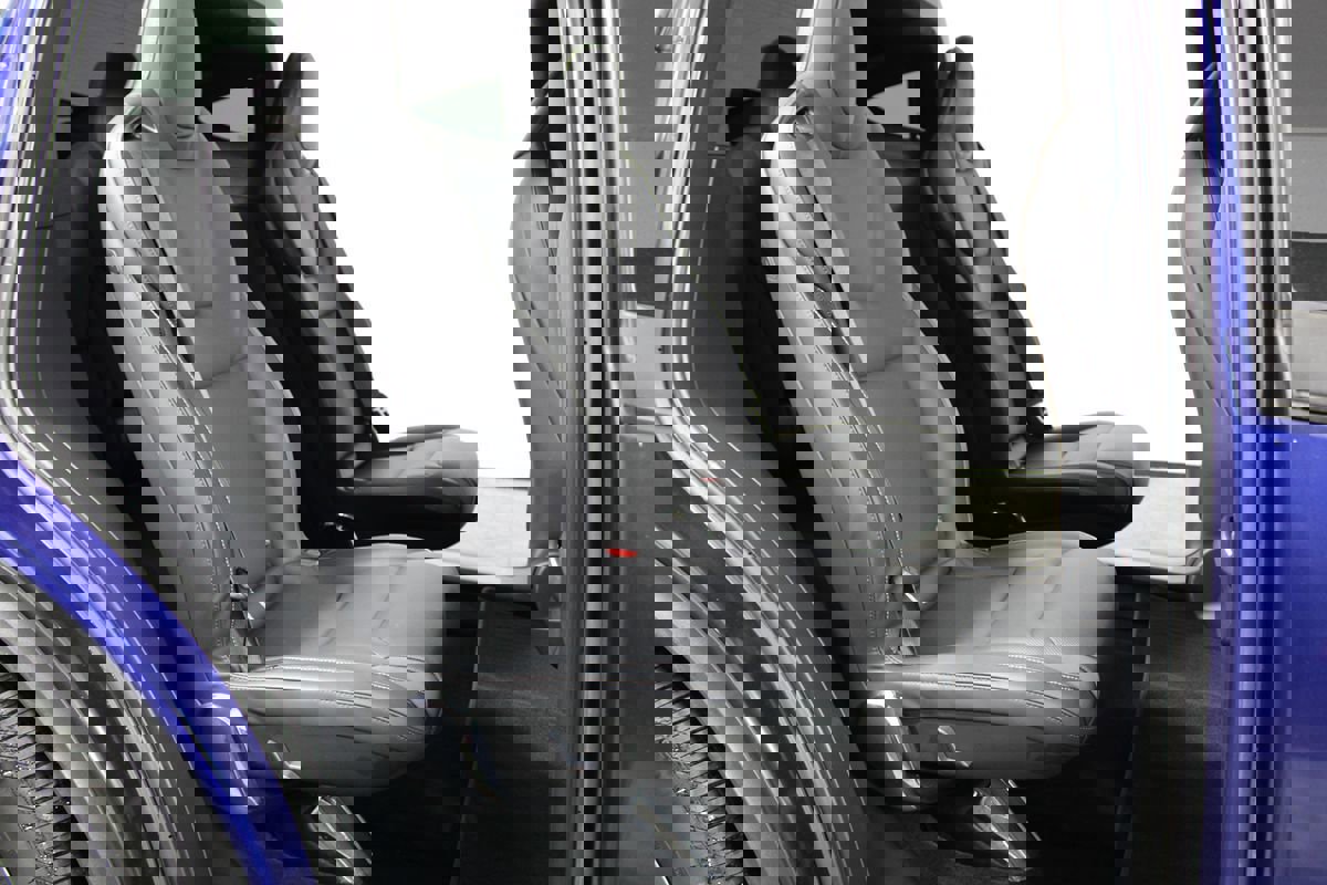 Used 2022 Tesla Model X Plaid image 26