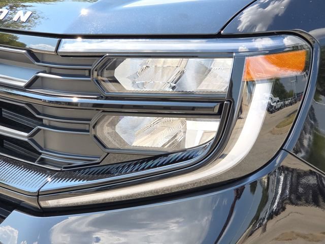 New 2025 Ford Expedition Active image 4