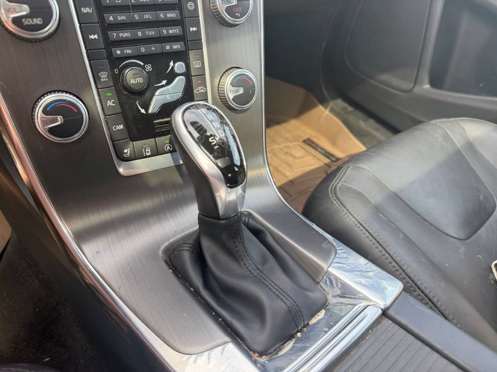 Used 2015 Volvo S60 T5 Platinum FWD image 29