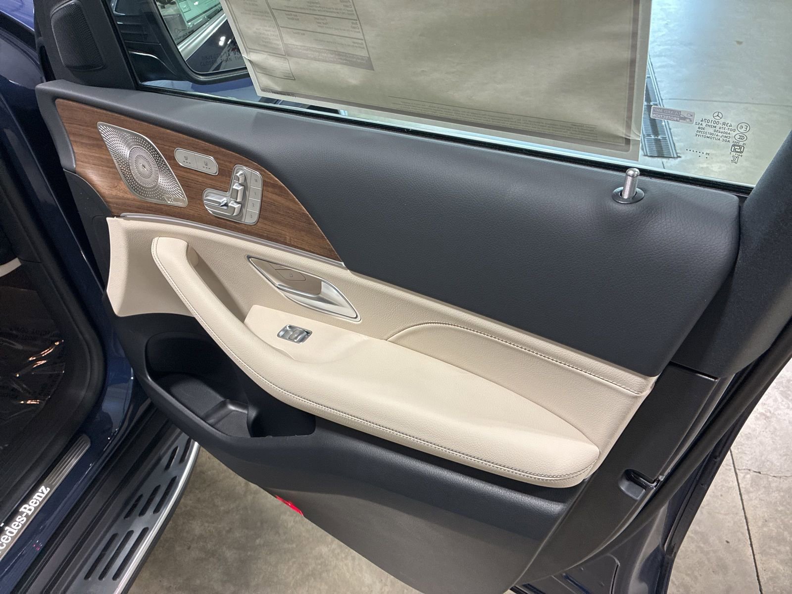 New 2026 Mercedes-Benz GLE 450 4MATIC image 11