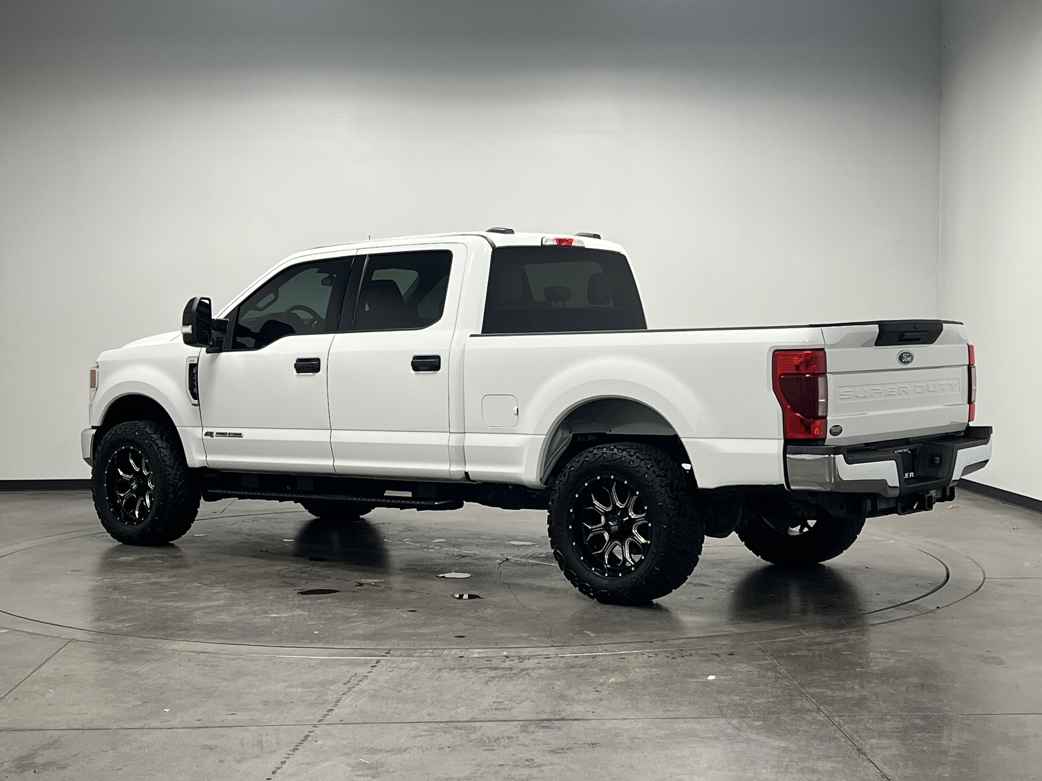 Used 2022 Ford F250 XLT image 6