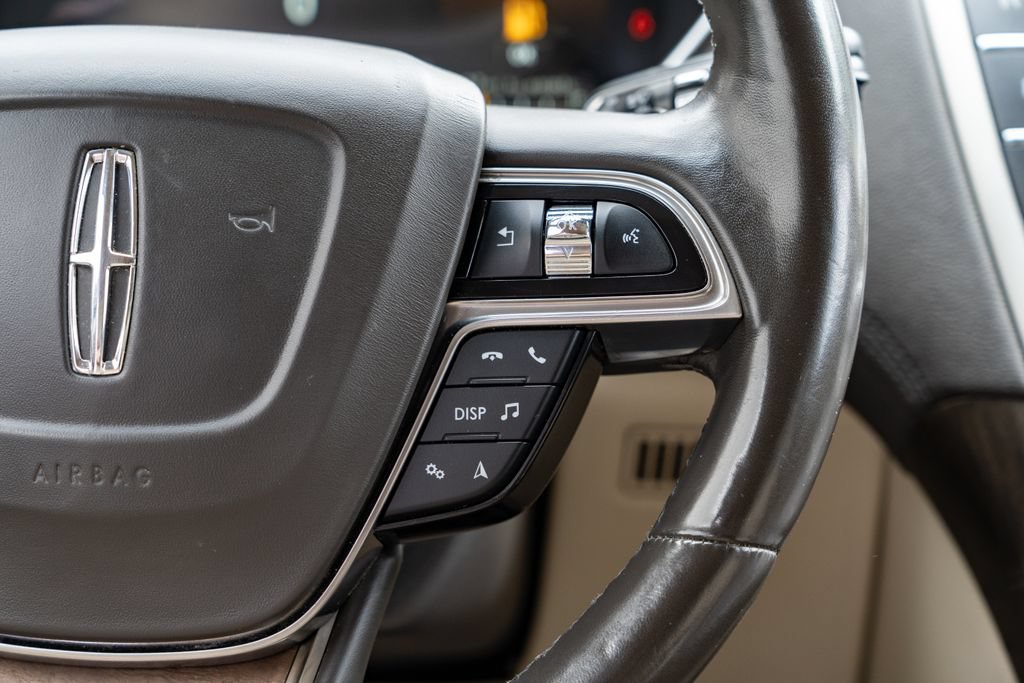 Used 2019 Lincoln Nautilus Reserve w/ Cargo Utility Package AWD/4WD image 14