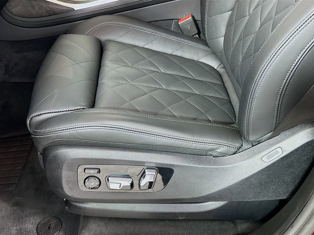 Used 2025 BMW X7 xDrive40i image 20