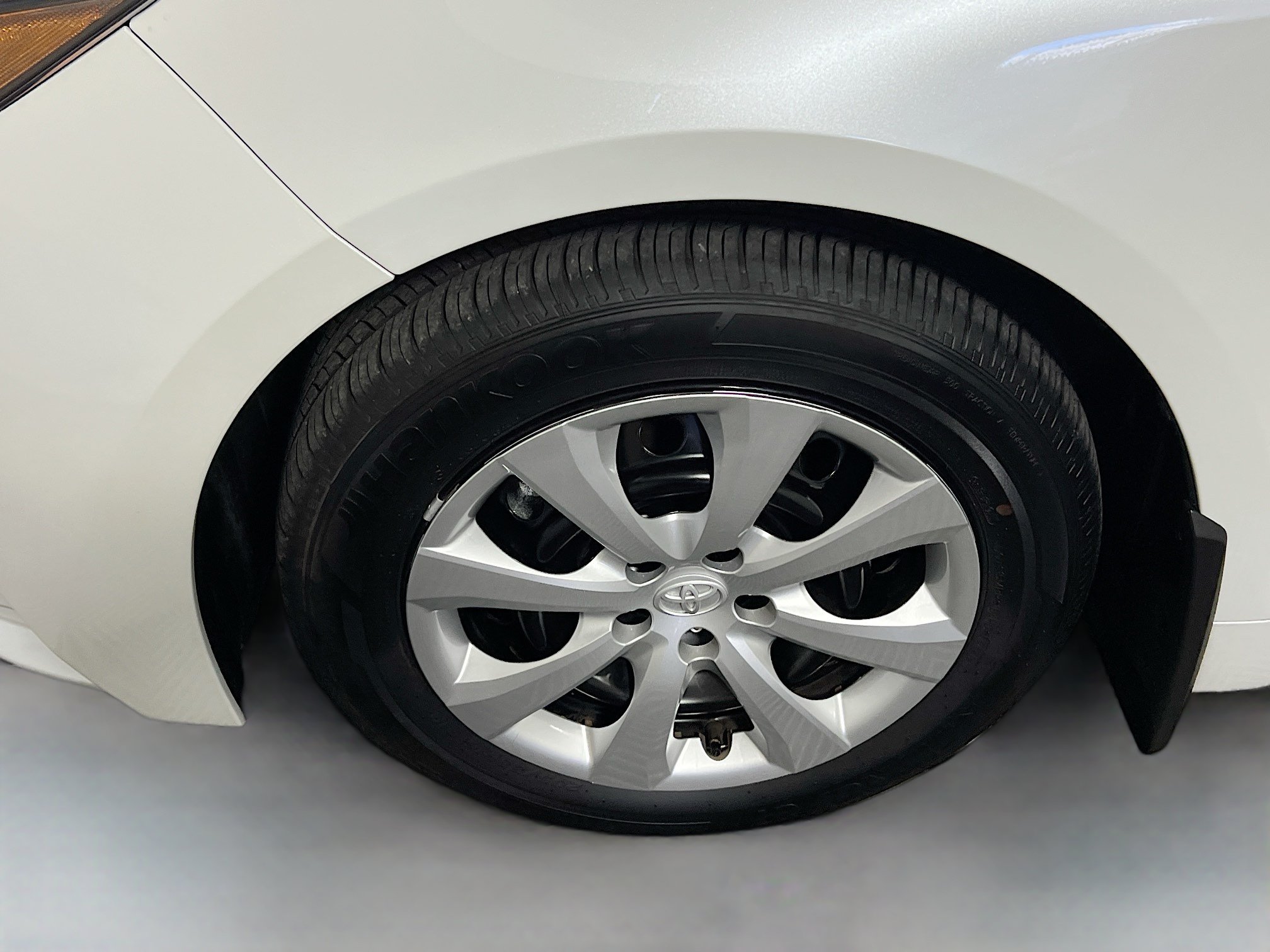 Used 2026 Toyota Corolla LE FWD image 13