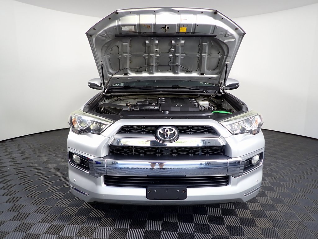 Used 2014 Toyota 4Runner Limited image 9