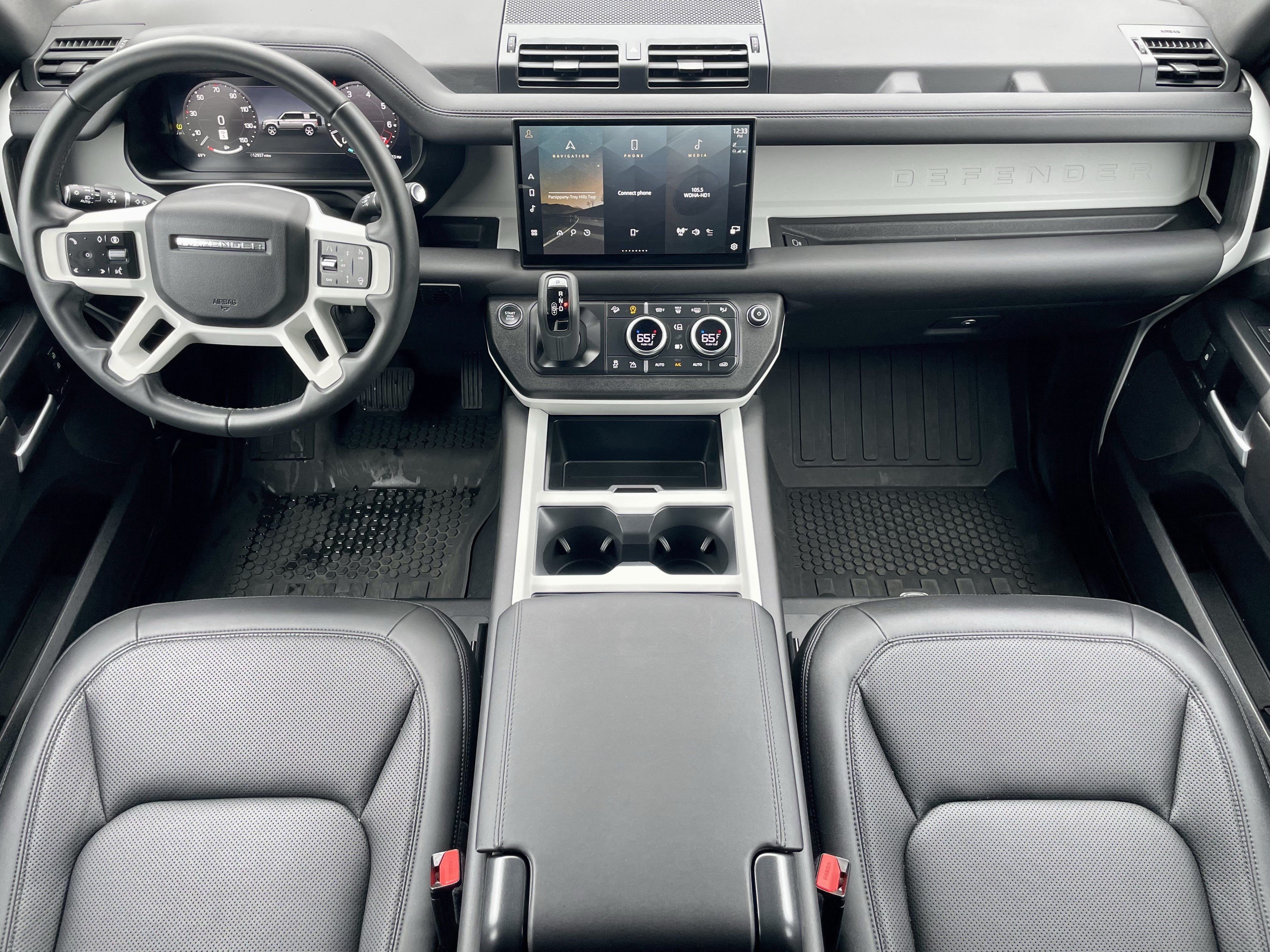 Used 2025 Land Rover Defender 110 S AWD/4WD image 16