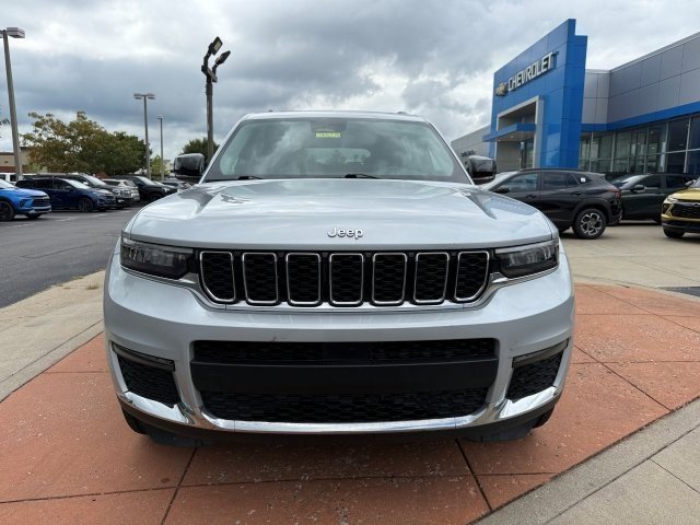 Used 2022 Jeep Grand Cherokee L Limited image 2