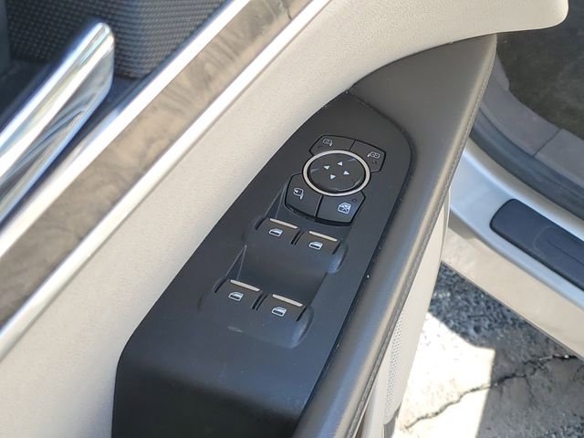 Used 2016 Lincoln MKX Reserve w/ Driver Assistance Package AWD/4WD image 9