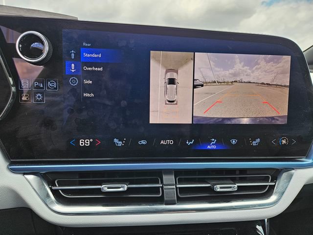 Used 2025 Chevrolet Equinox EV LT FWD image 12