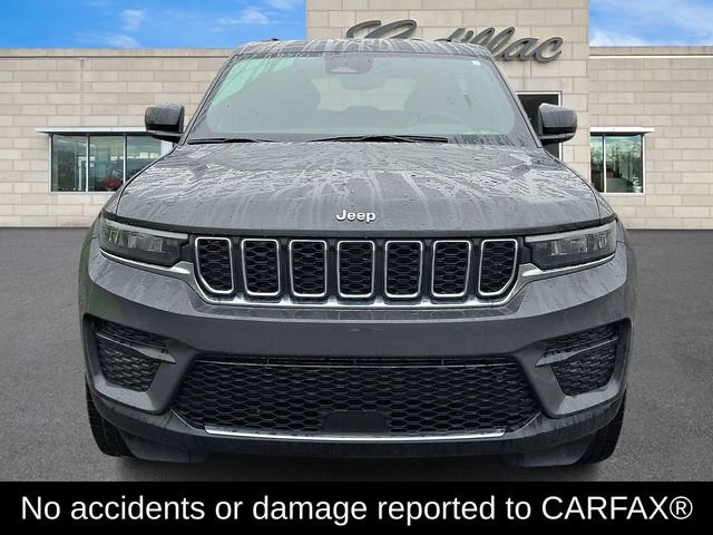 Used 2024 Jeep Grand Cherokee Laredo w/ Luxury Tech Group I image 3