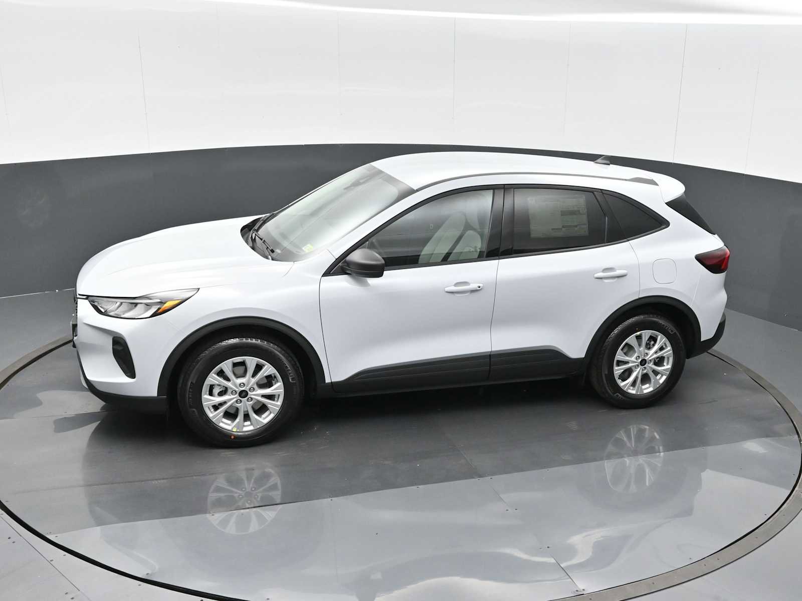 New 2025 Ford Escape Active w/ Cold Weather Package image 19