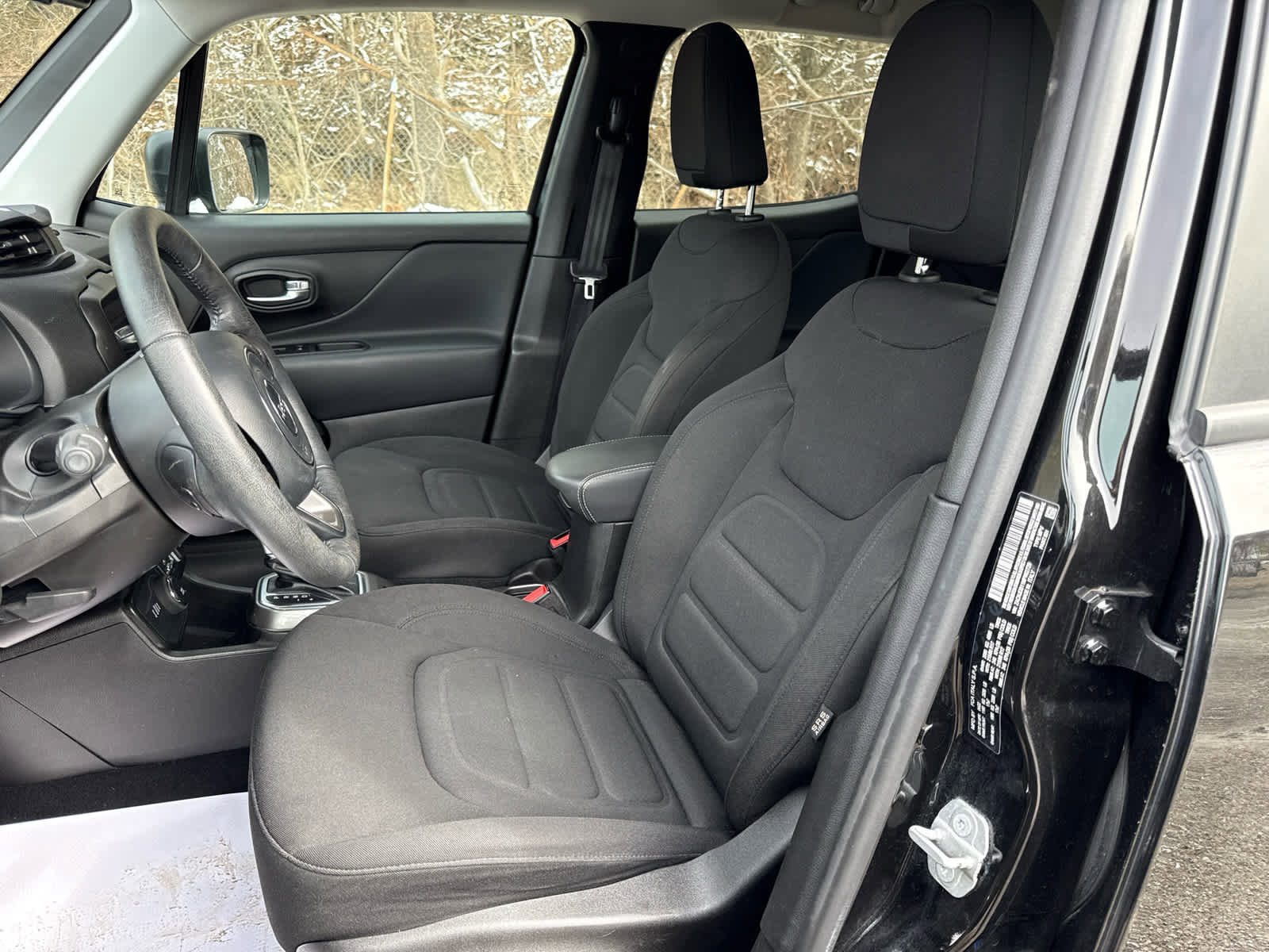 Used 2022 Jeep Renegade Latitude w/ Convenience Group image 10