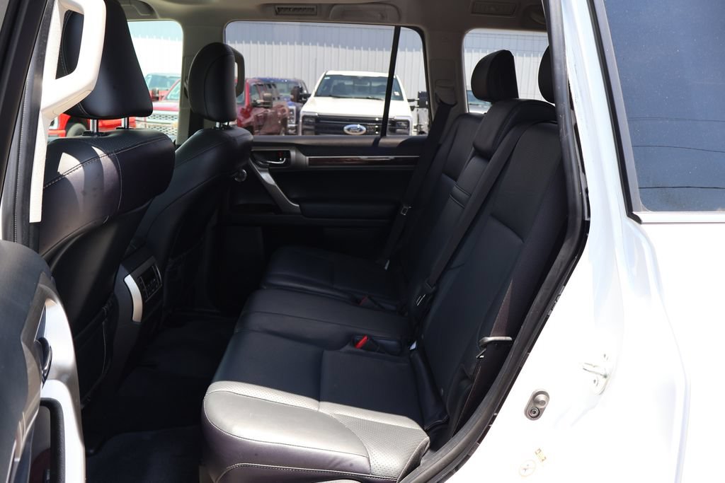 Used 2018 Lexus GX 460 Luxury AWD/4WD image 22