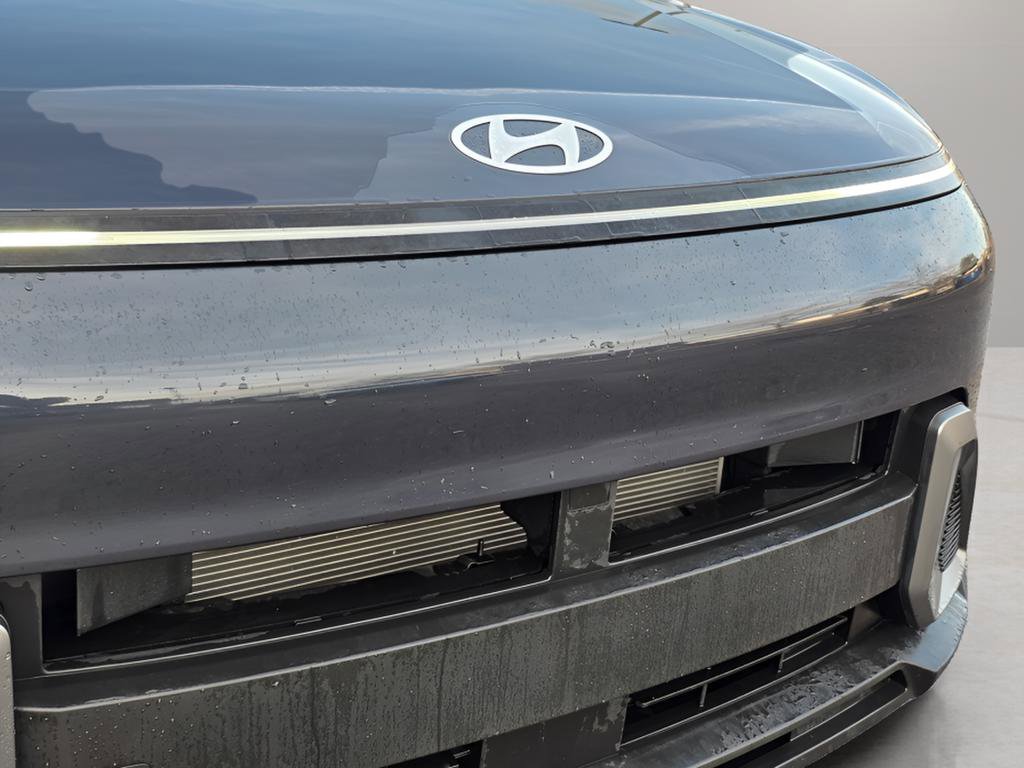 Used 2024 Hyundai Kona SEL image 9