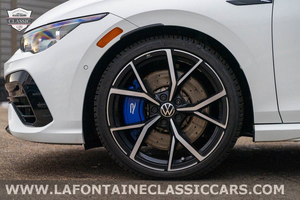 Used 2022 Volkswagen Golf R image 18
