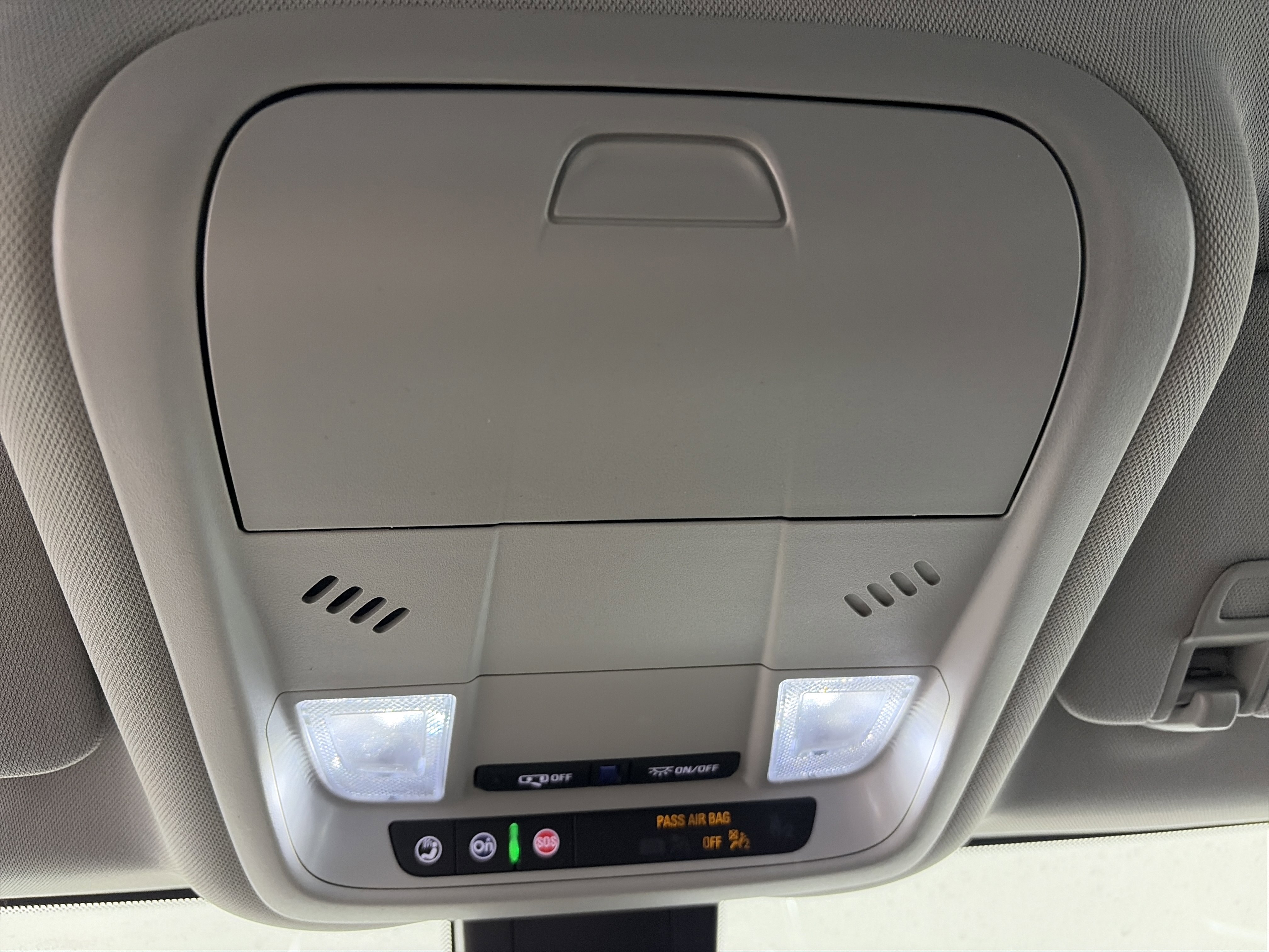 Used 2023 Chevrolet Equinox LT image 31