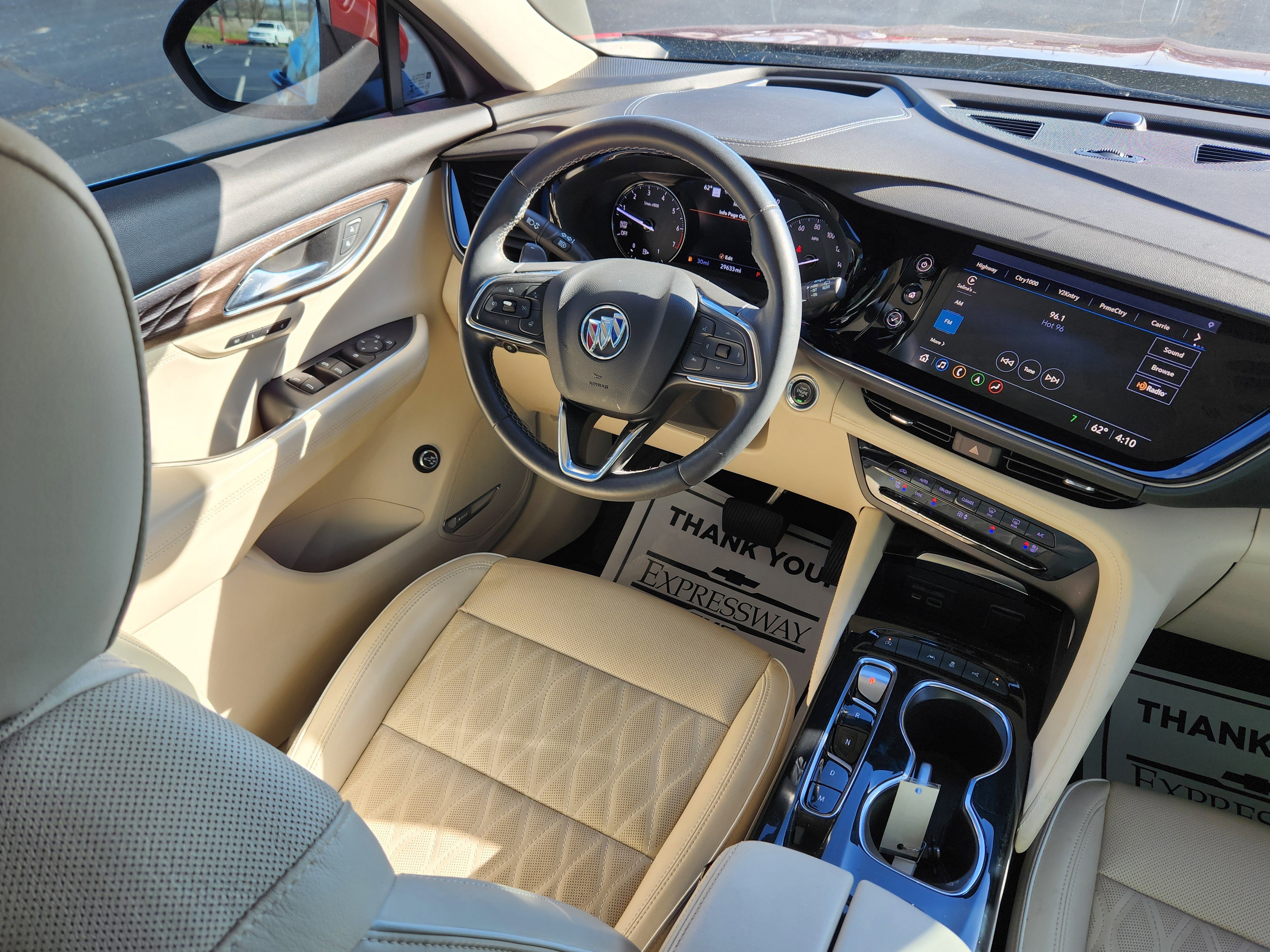 Used 2022 Buick Envision Avenir w/ Technology Package II image 14