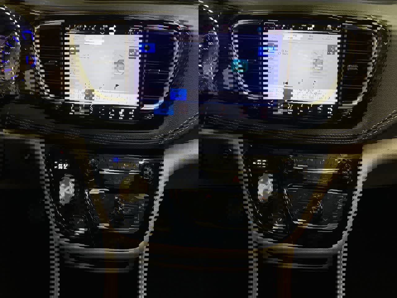 Used 2023 Chrysler Pacifica Limited image 25