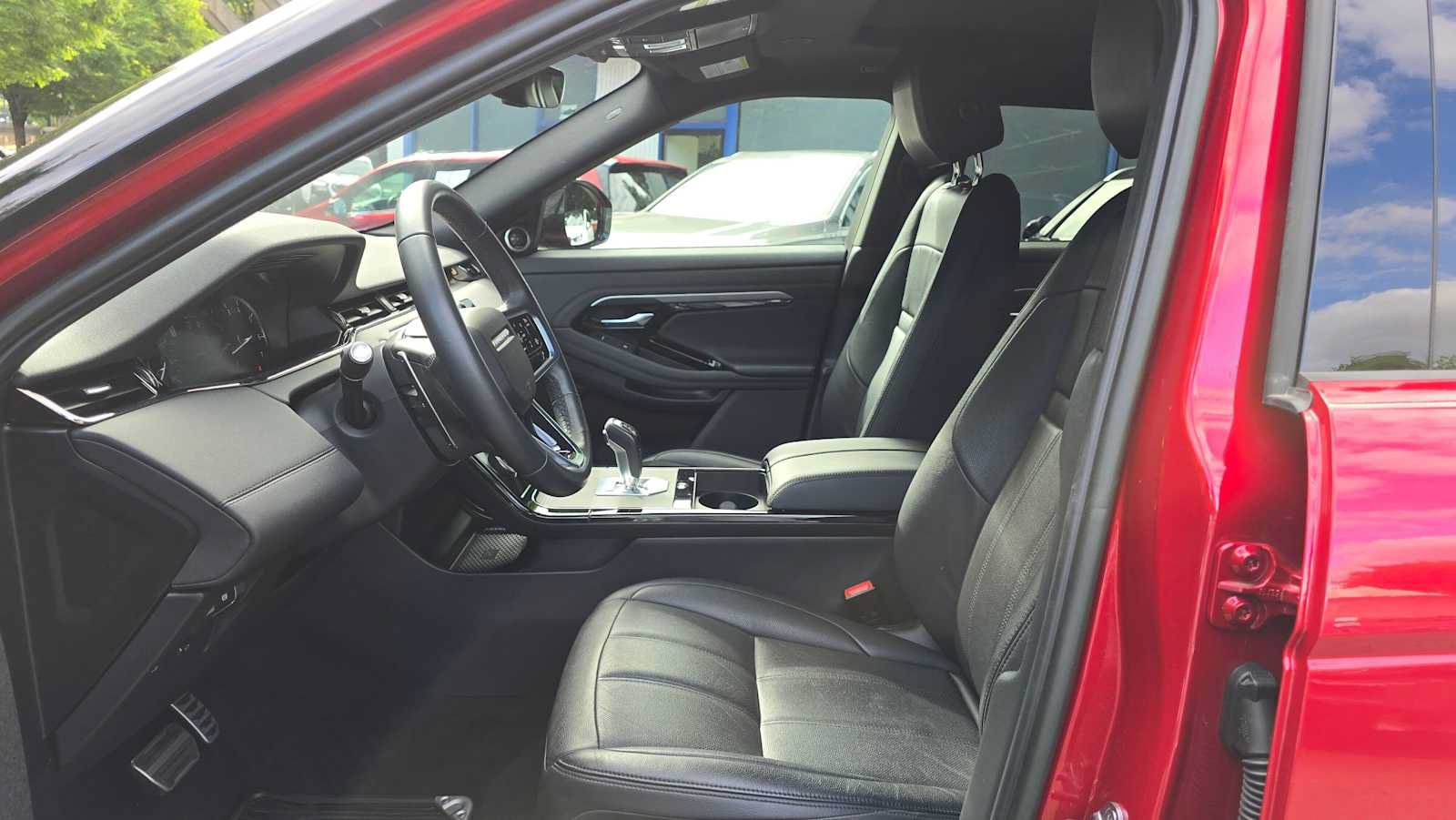 Used 2023 Land Rover Range Rover Evoque R-Dynamic SE AWD/4WD image 20