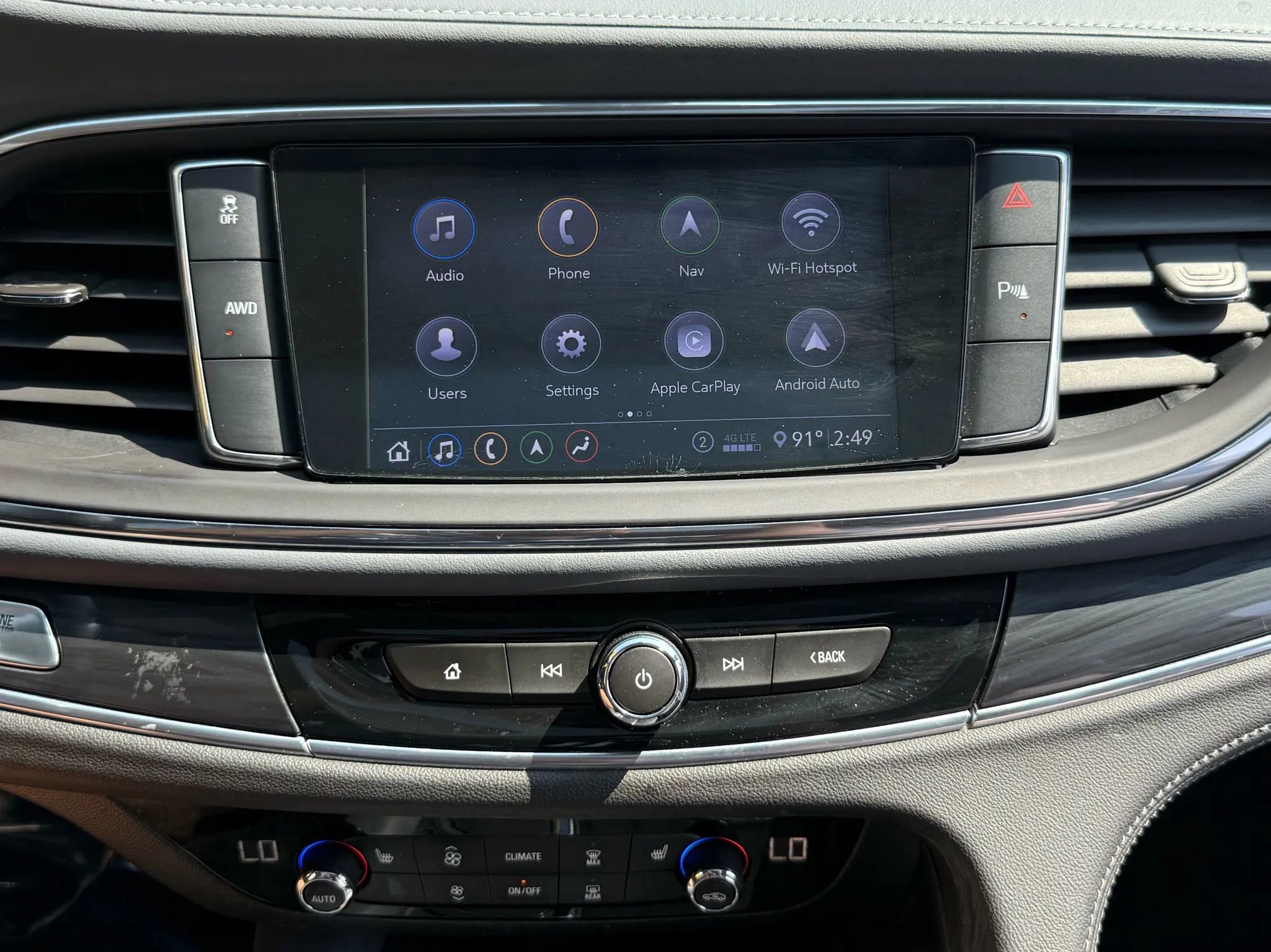 Used 2020 Buick Enclave Essence w/ Sport Touring Edition image 15