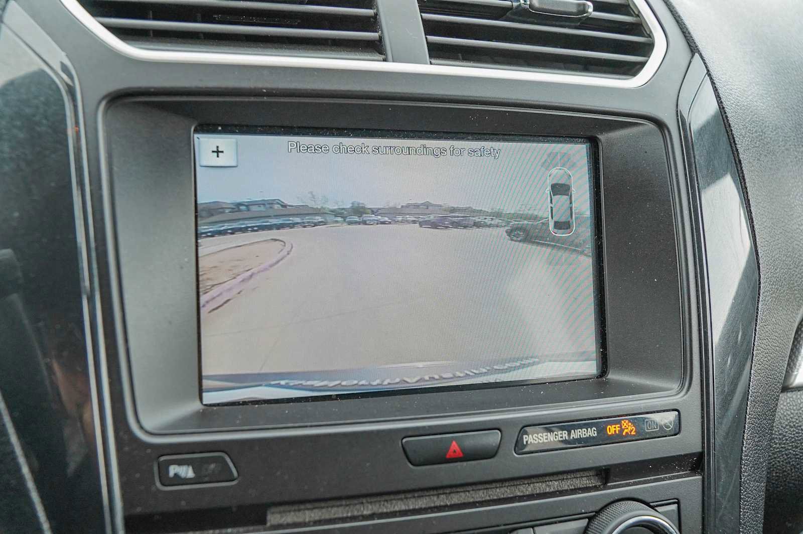 Used 2017 Ford Explorer XLT w/ Equipment Group 202A image 15