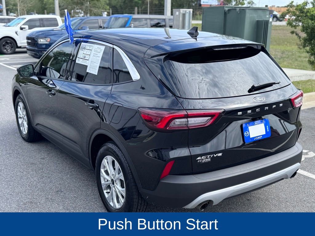 Used 2023 Ford Escape Active image 5