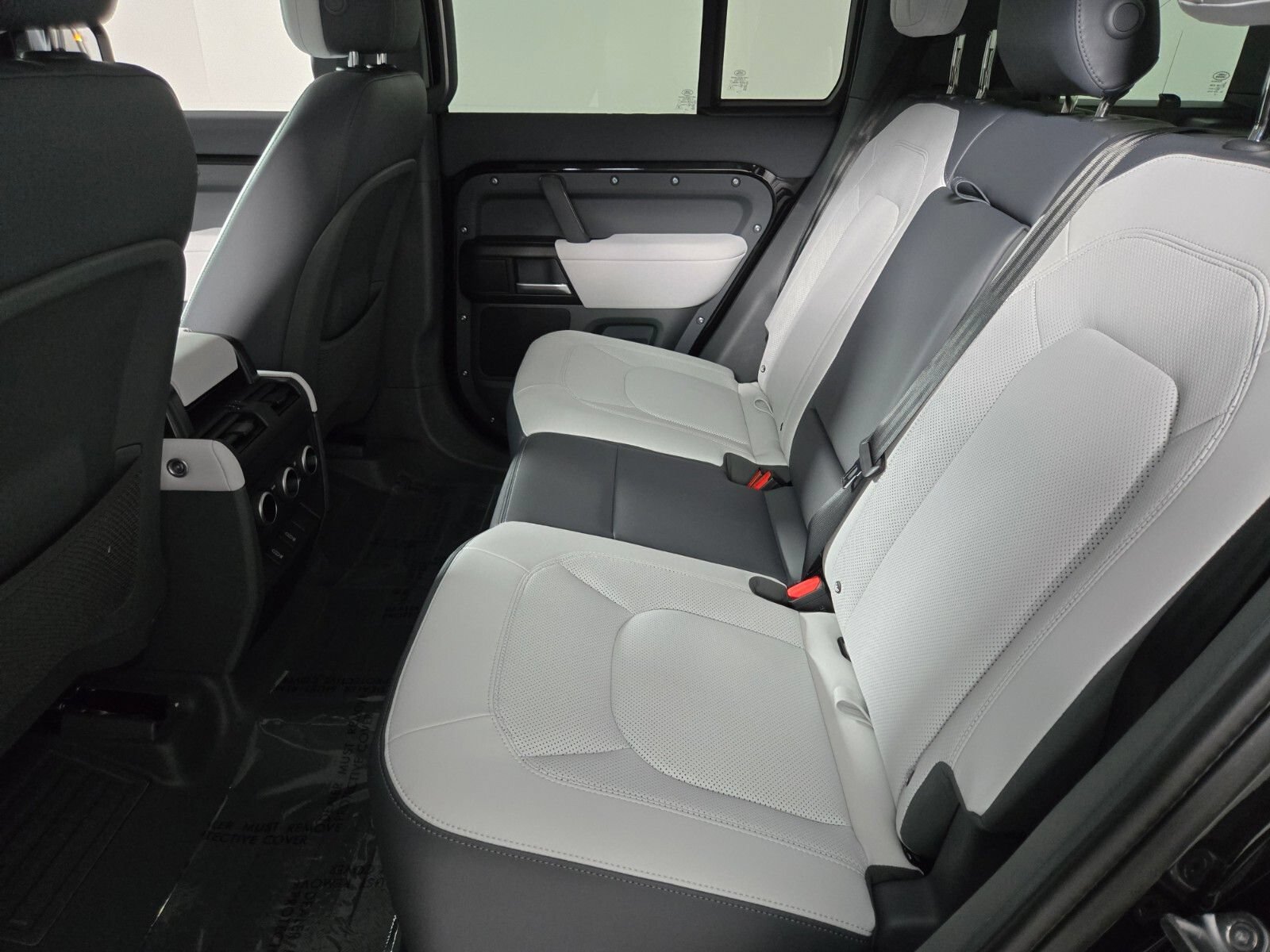 New 2026 Land Rover Defender 110 X AWD/4WD image 5