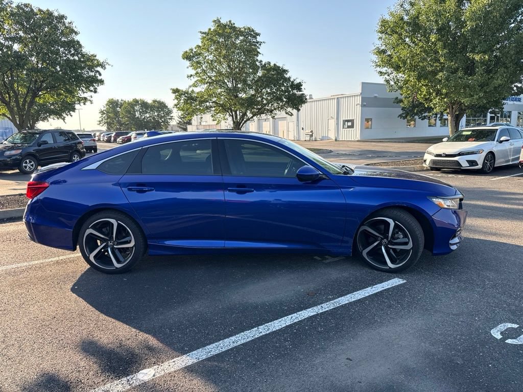 Used 2019 Honda Accord Sport image 11