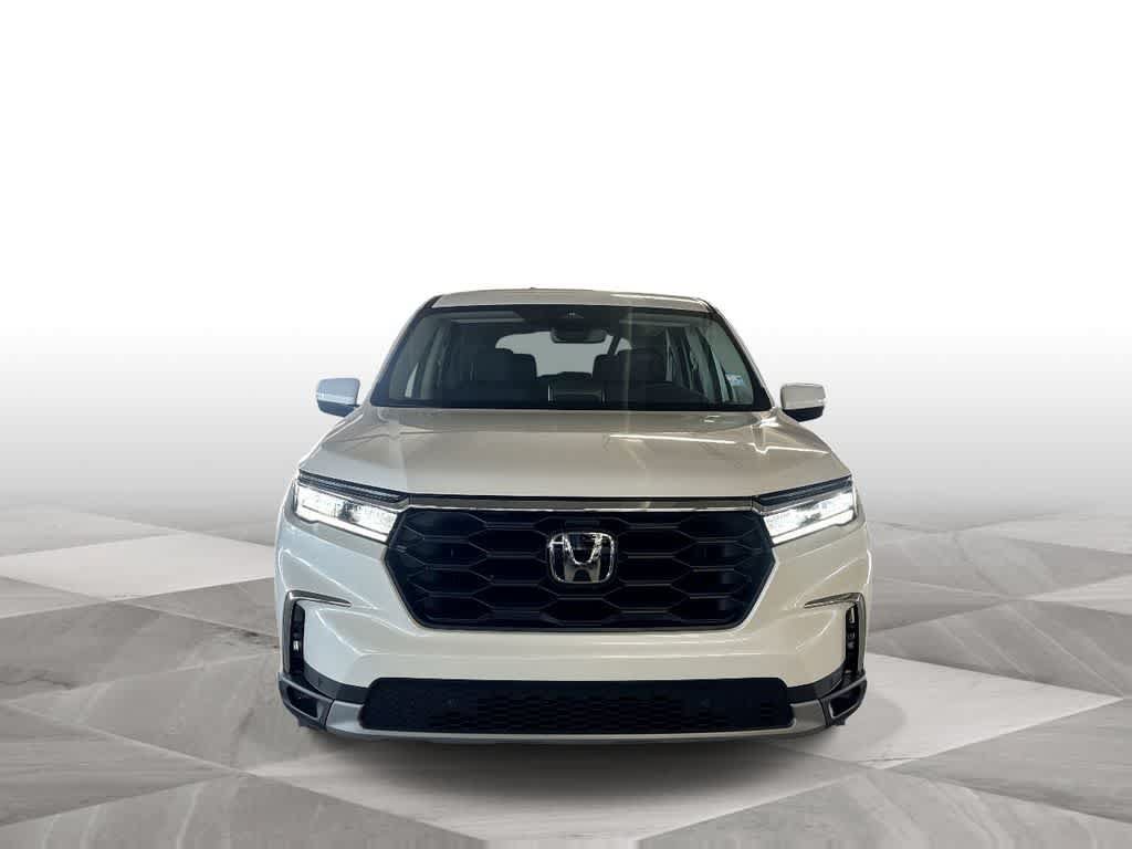 Used 2025 Honda Pilot EX-L image 3