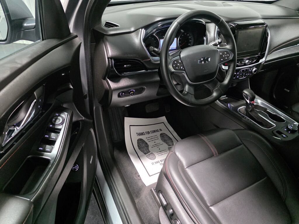 Used 2023 Chevrolet Traverse RS AWD/4WD image 6
