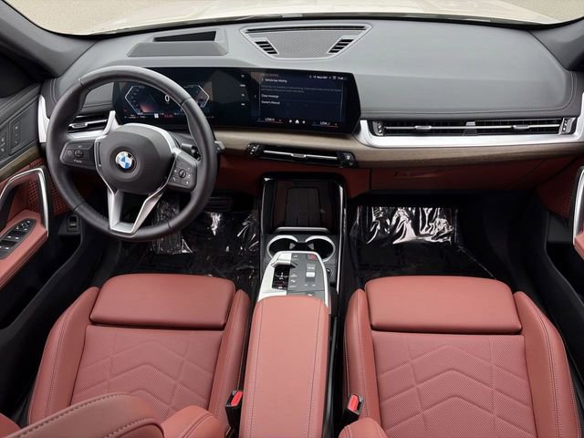 Used 2026 BMW X1 xDrive28i w/ Technology Package image 16