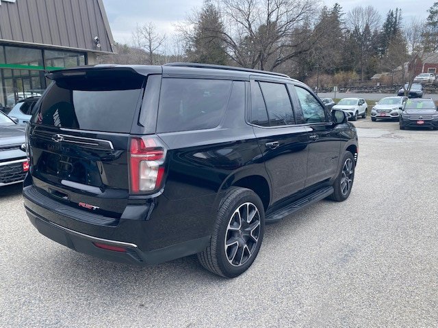 Used 2021 Chevrolet Tahoe RST w/ Luxury Package AWD/4WD image 4