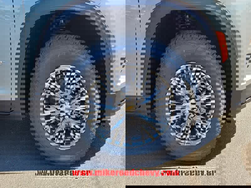 New 2026 Chevrolet Traverse LT w/ Driver Confidence Package image 15