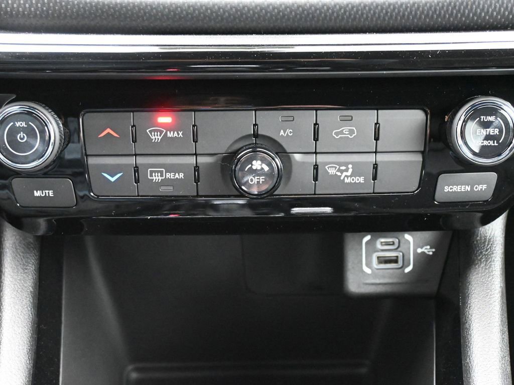 New 2026 Jeep Compass Latitude image 25