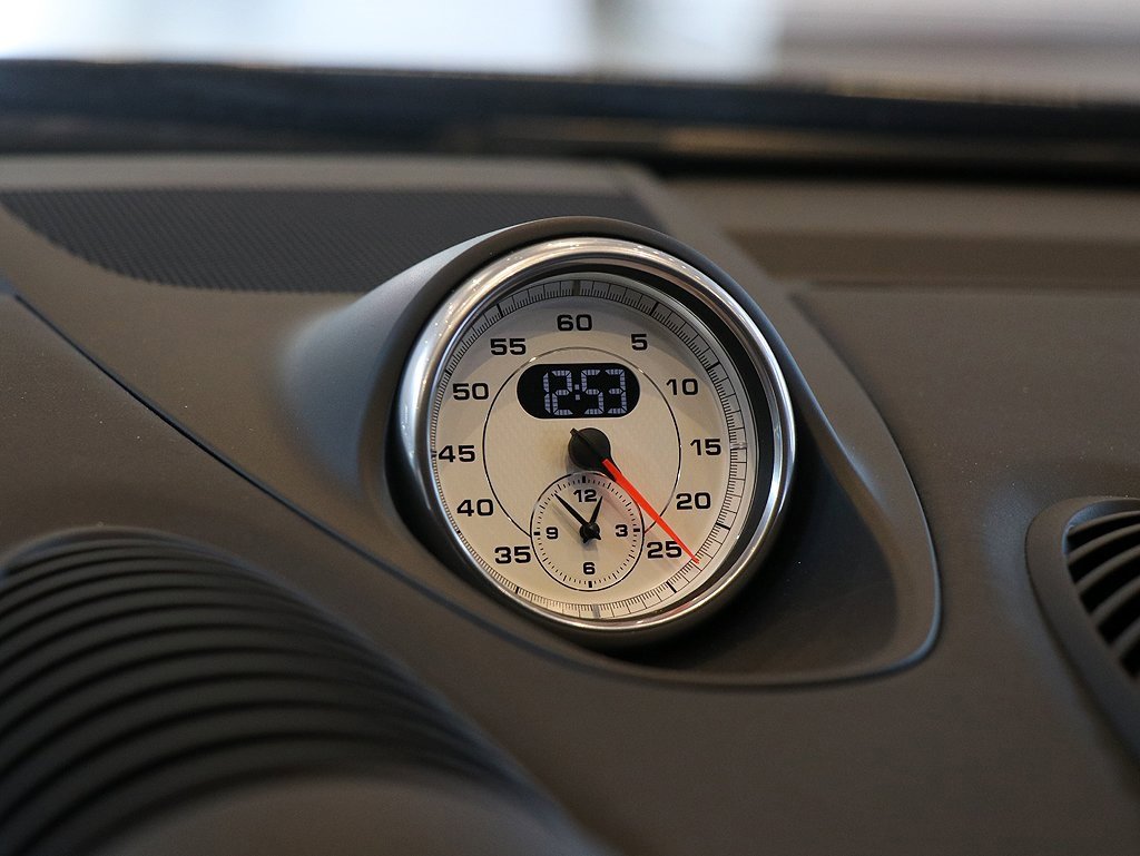 Used 2025 Porsche 718 Cayman GT4 image 39