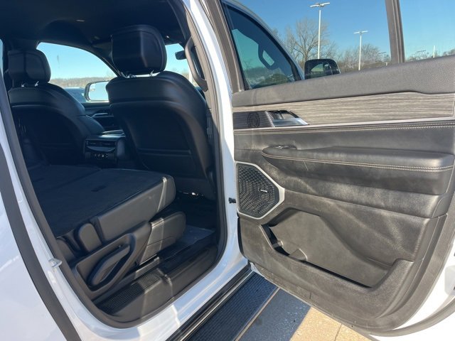 Used 2024 Jeep Wagoneer L Series II w/ Flexible Seating Group image 44