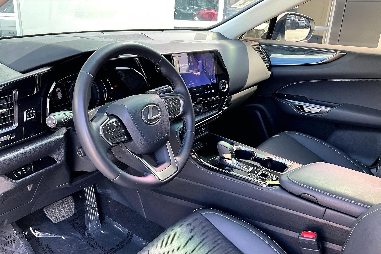 Used 2025 Lexus NX 350h 350h Premium image 14