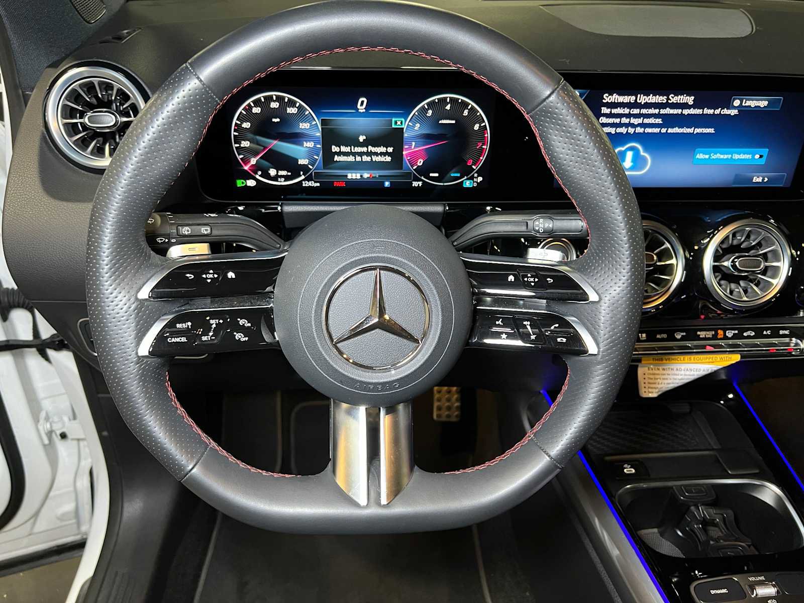 Certified 2025 Mercedes-Benz GLA 250 4MATIC image 22