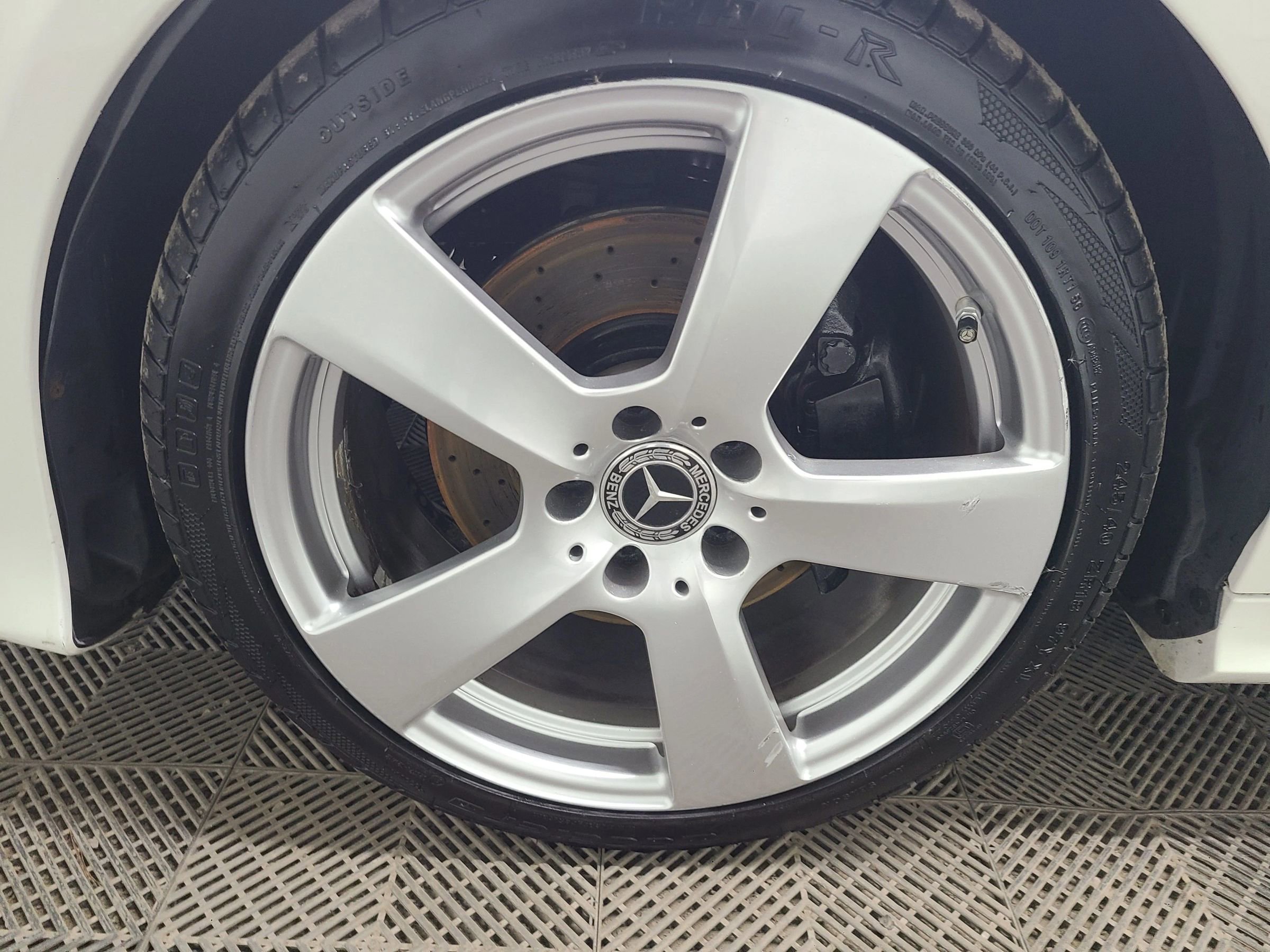 Used 2014 Mercedes-Benz E 350 Sedan image 17