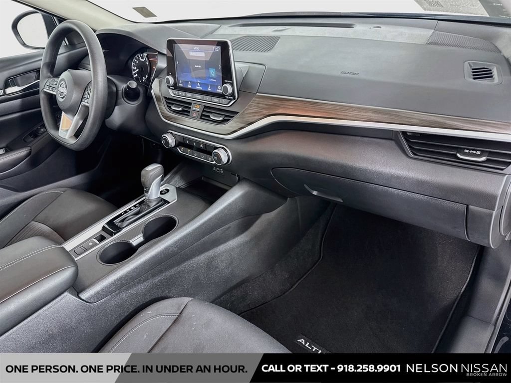 Certified 2025 Nissan Altima 2.5 SV AWD/4WD image 26