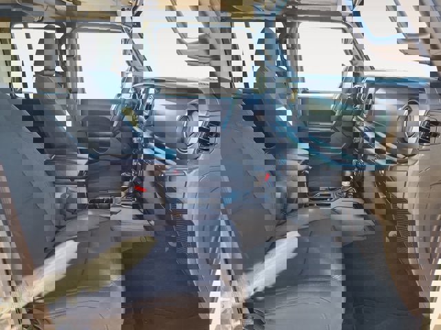 Used 2023 Jeep Wrangler Sport S image 15